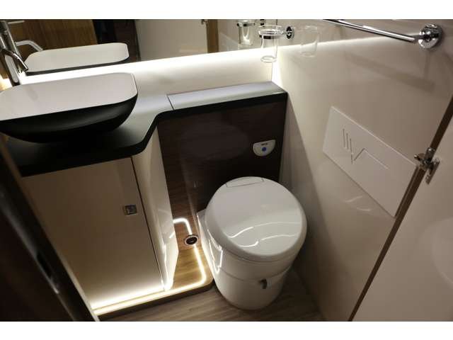 カセットトイレ