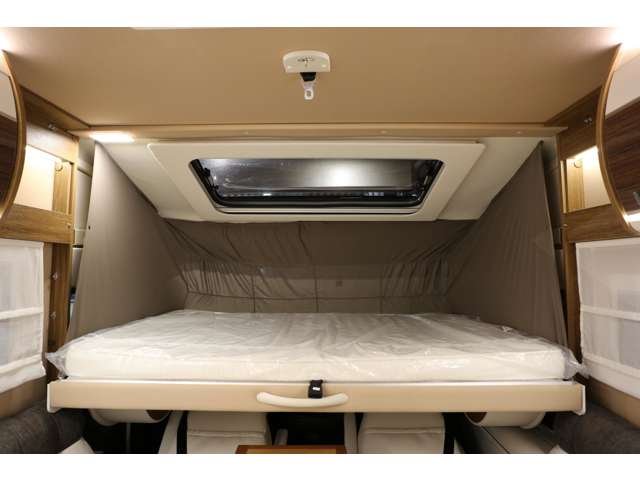 プルダウンベッド