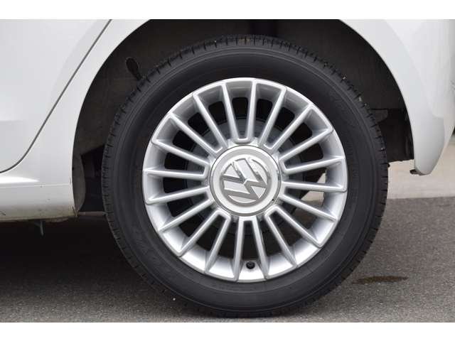 フォルクスワーゲン アップ!ハイアップ! 入庫です!カロッツェリアナビ TV ETC シートヒーター Bluetooth接続 キーレスエントリー コンパクトで運転しやすいお車です!