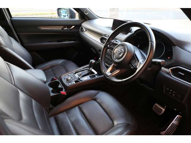 ＣＸ－５　２５Ｔ　エクスクルーシブモード　入庫しました！ナビ＆ＴＶ　３６０度ビューカメラ　前後ドライブレコーダー　ＥＴＣ　全席シートヒーター　装備充実です！お気軽にお問い合わせください！