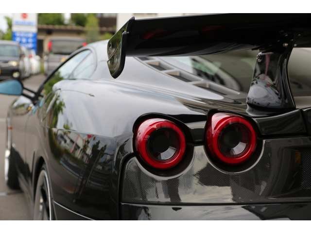 フェラーリ F430 カスタム多数の1台です!クラッチ交換済みです!カーボンブレーキ・カーボンスポーツシート お気軽にお問い合わせください!