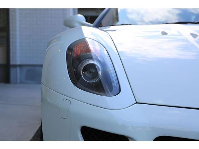 フェラーリ　５９９　入庫しました！　数が少なくなってきているＶ１２エンジンです！赤革シート　走行距離２万キロ台です！お気軽にお問い合わせください！