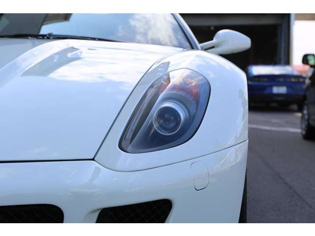 フェラーリ　５９９　入庫しました！　数が少なくなってきているＶ１２エンジンです！赤革シート　走行距離２万キロ台です！お気軽にお問い合わせください！