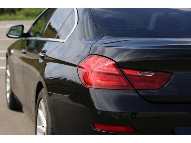 ＢＭＷ　６４０ｉグランクーペ　白レザー×サンルーフ　入庫しました！装備充実のお洒落４ドアクーペです。お気軽にお問い合わせください。