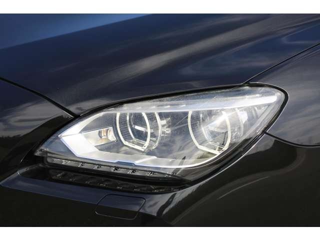 ＢＭＷ　６４０ｉグランクーペ　白レザー×サンルーフ　入庫しました！装備充実のお洒落４ドアクーペです。お気軽にお問い合わせください。