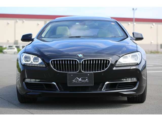 ＢＭＷ　６４０ｉグランクーペ　白レザー×サンルーフ　入庫しました！装備充実のお洒落４ドアクーペです。お気軽にお問い合わせください。