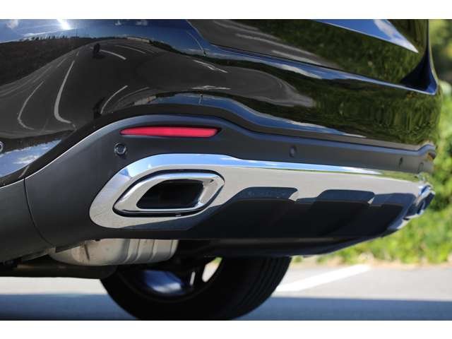 メルセデスベンツ　ＧＬＳ４００ｄ　４マチック　入庫しました！３列シート　黒革シート　パノラミックスライディングルーフ　３６０度カメラ　シートヒーター＆ベンチレーション　ブルメスターサウンド