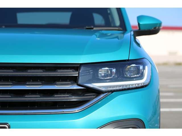 フォルクスワーゲン T-クロス 入庫しました!ナビ TV バックカメラ 衝突被害軽減ブレーキ ワイヤレスチャージ ETC クリアランスソナー 装備充実の1台です!お気軽にお問い合わせください!