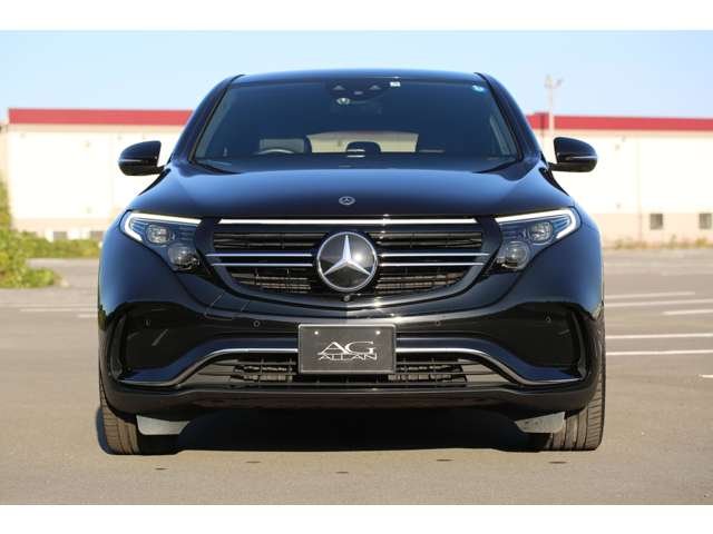 メルセデスベンツＥＱＣ　４００　４マチック　ＡＭＧライン入庫しました！レザーエクスクルーシブパッケージ　ブルメスターサウンド　３６０度カメラ　フルＥＶのＳＵＶです！お気軽にお問い合わせください！