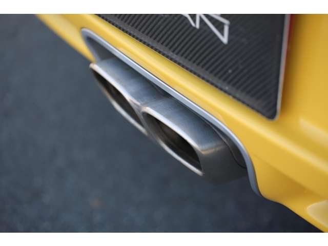 ポルシェ　ケイマン　５ＭＴ　左ハンドル　社外ナビ　ＥＴＣ　付き　車両取扱説明書・記録簿有ります。　お気軽にお問い合わせください！