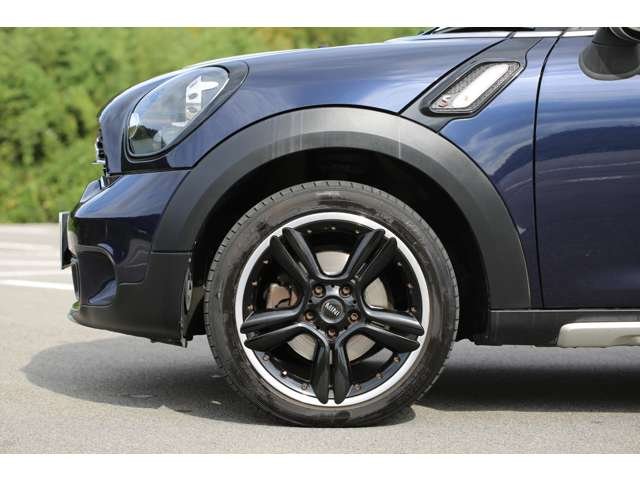 ミニ　クロスオーバーＳＤ　入庫しました！　ディーゼル　ＥＴＣ　シートカバー　アルミホイール　コンパクトで運転しやすい１台です！お気軽にお問い合わせください！