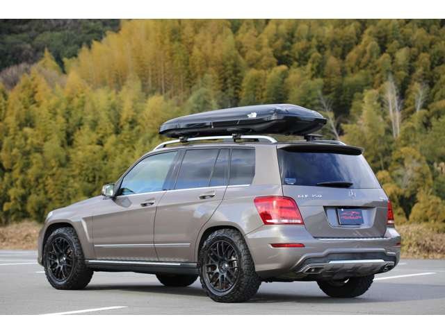 ＧＬＫ３５０　入庫しました！お洒落なブラウンカラーです！社外ＡＷとオールテレーンタイヤでアウトドアな雰囲気に仕上がってます！お気軽にお問い合わせください！