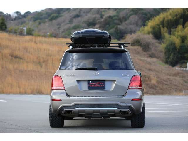 ＧＬＫ３５０　入庫しました！お洒落なブラウンカラーです！社外ＡＷとオールテレーンタイヤでアウトドアな雰囲気に仕上がってます！お気軽にお問い合わせください！