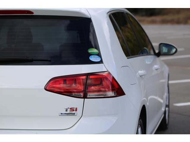 ゴルフＴＳＩハイラインブルーモーションテクノロジー入庫しました！低走行の１台です！ナビ・バックカメラ・Ｂｌｕｅｔｏｏｔｈ接続・スマートキー　コンパクトで運転しやすいお車です！