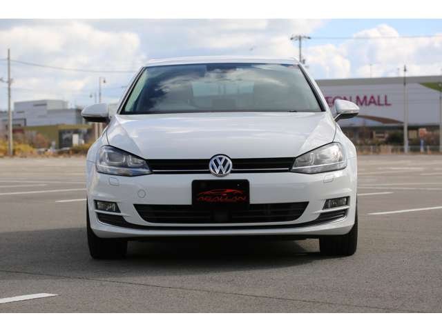 ゴルフＴＳＩハイラインブルーモーションテクノロジー入庫しました！低走行の１台です！ナビ・バックカメラ・Ｂｌｕｅｔｏｏｔｈ接続・スマートキー　コンパクトで運転しやすいお車です！