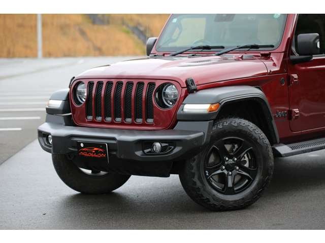 ジープ　ラングラーアンリミテッド　限定車　限定カラースナッズベリー　Ｂｌｕｅｔｏｏｔｈ接続　バックカメラ　ブラインドスポットモニター　お気軽にお問い合わせください！