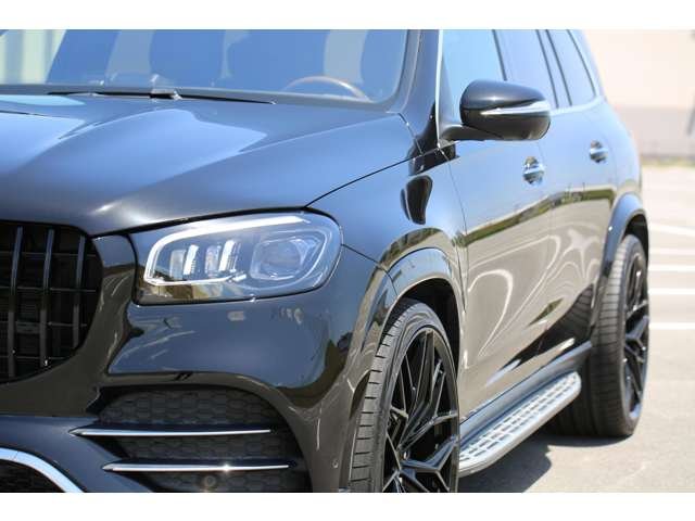 ＧＬＳ５８０　４マチックスポーツ　ショーファーパッケージ　エアバランスパッケージ　ロワリングｋｉｔ　２４インチアルミホイール　社外グリル　かっこよくカスタムされた１台です！お気軽にお問い合わせください