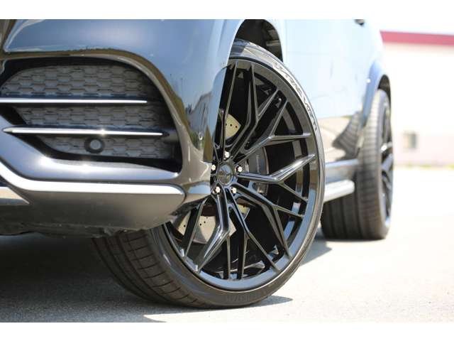 ＧＬＳ５８０　４マチックスポーツ　ショーファーパッケージ　エアバランスパッケージ　ロワリングｋｉｔ　２４インチアルミホイール　社外グリル　かっこよくカスタムされた１台です！お気軽にお問い合わせください