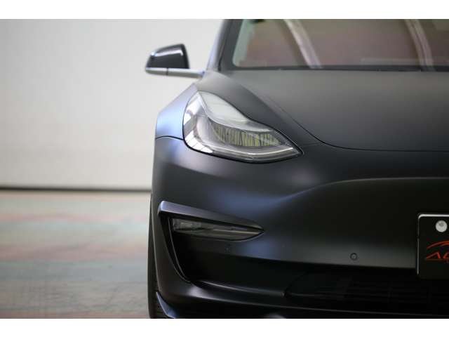 テスラモデル３　パフォーマンス　入庫しました。ＷＯＲＫ２０ＡＷ　ダウンサス　アーティシャンスピリッツエアロ　ＥＴＣ　３６０度カメラ　オートパイロット