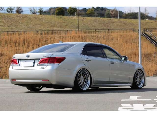 クラウンマジェスタ　Ｆバージョン　入庫しました！ラルグス車高調　ＷＯＲＫベルサリオ２０インチ　ナビ　ＴＶ　バックカメラ　ＥＴＣ　レザーシート　シートエアコン　装備充実の１台です！