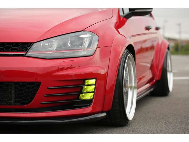 ゴルフＧＴＩ入庫しました！オーバーフェンダー　ＷＯＲＫ１８ＡＷ　社外マフラー　車高調　リアスポイラー　フロントスポイラー　カスタム多数の１台です！お気軽にお問い合わせください！