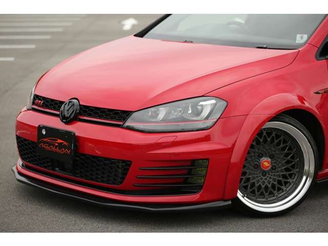 ゴルフＧＴＩ入庫しました！オーバーフェンダー　ＷＯＲＫ１８ＡＷ　社外マフラー　車高調　リアスポイラー　フロントスポイラー　カスタム多数の１台です！お気軽にお問い合わせください！